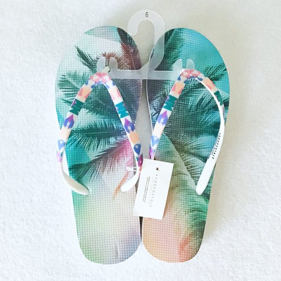 Aeropostale Shoes - Aeropostale Palm Tree Colorful Beachy Flip Flops